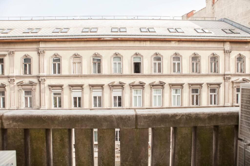 Apartment Downtown Ulloi 3 Βουδαπέστη Εξωτερικό φωτογραφία